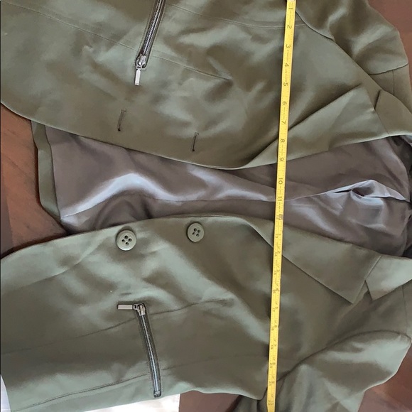 Women’s Dress Blazer - Picture 4 of 4